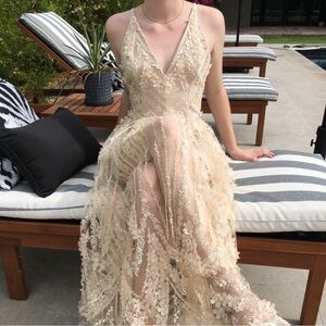 Dress The Population Valerie Floral-Lace Midi dress